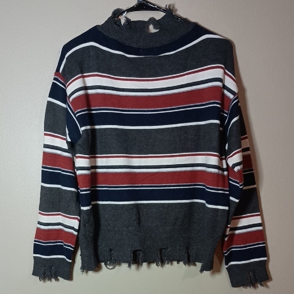 POL Distressed Gray Striped Sweater - Picture 4 of 5